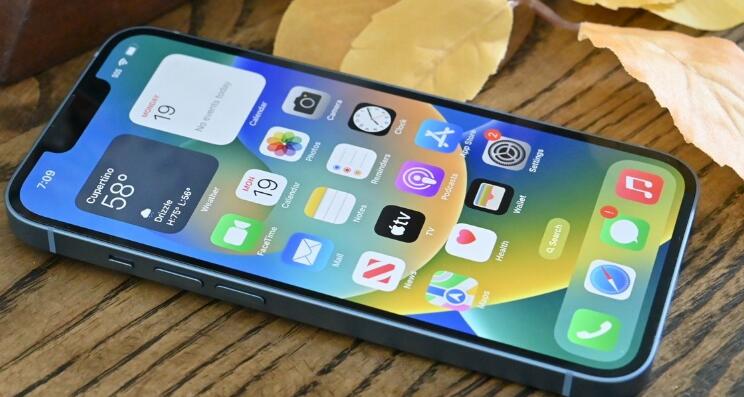 iPhone SE 42025Ƴ OLEDApple Intelligence