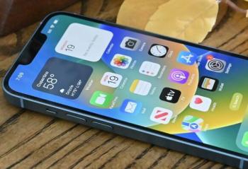 iPhone SE 42025Ƴ OLEDApple Intelligence