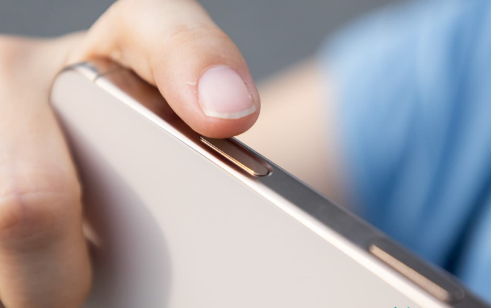 iPhone 16 ưťôã