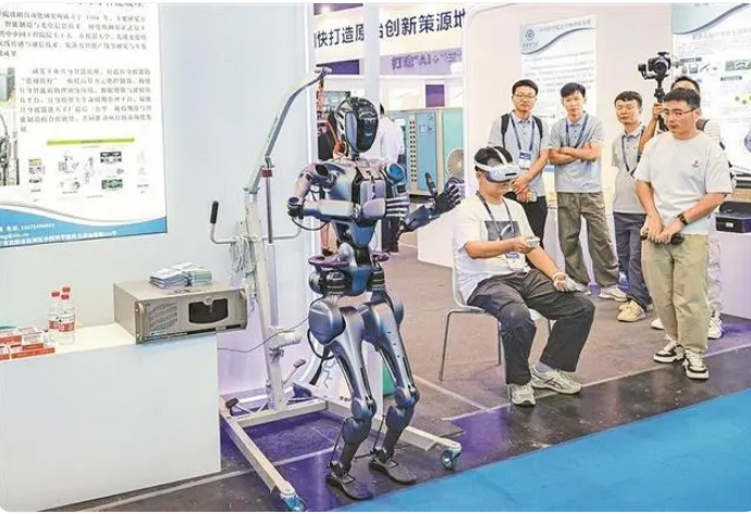 10�������λ����˽�����ǧ���򻧣�