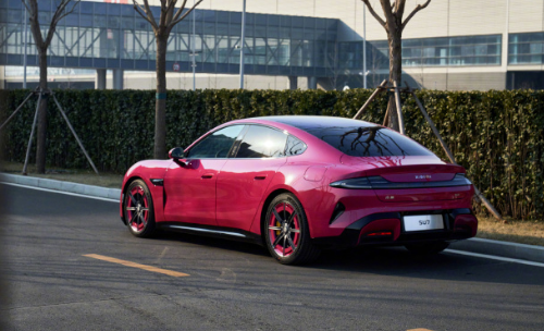 С��SU7С��15�����޶�ɫ���������½������