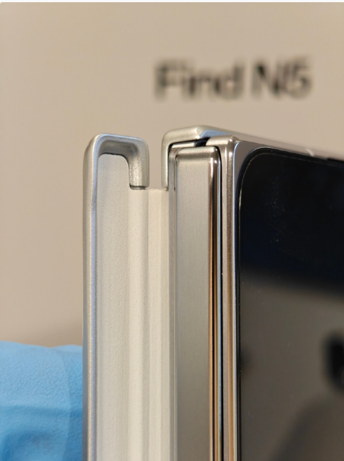 OPPO Find N5220ȫ׷ DeepSeek-R1