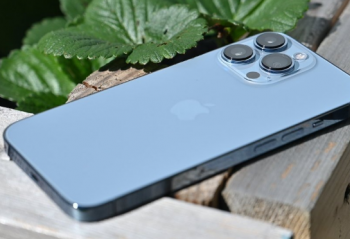 iPhone 17 Pro/Max 롰ɫ