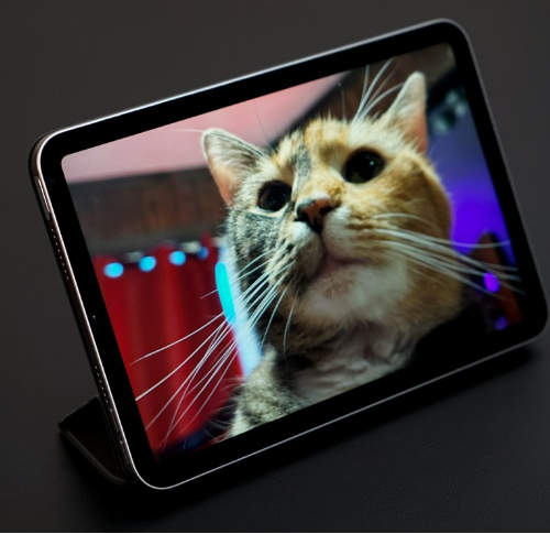 OLED iPad mini、MacBook Air、iPad Air正在开发中