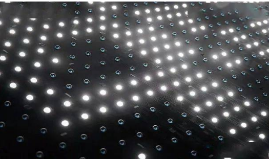 Ϊʲô˫ʮһTCLµçÊÓ±»ÇÀ¿Õ£¿X11LµÄSQD-Mini LED¸ø³ö´ð°¸