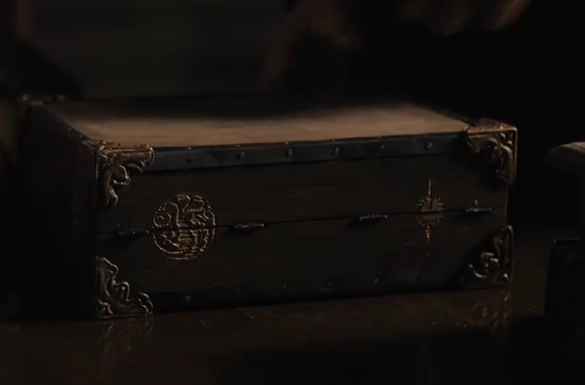 真我 x《权力的游戏》全球首款定制手机,即将上市!