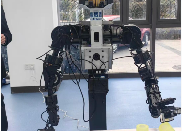 �����׸�����һ�������ҵ���ඩ��