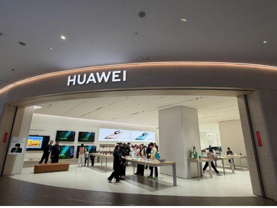 ���ֻ����ʡ500Ԫ����ҵ���߲���1500Ԫ��AI�۾��״���ѡ��