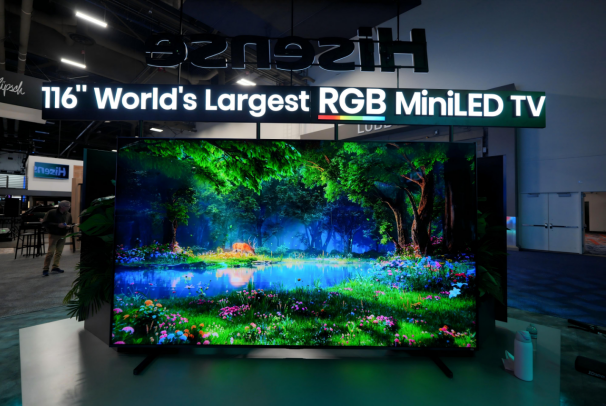 CES2026��Ӯ�ң�ȫ��һ������RGB-Mini LED����UX����17����ʴ�