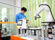 ����������רҵְ�ƣ�Ϊ��ҵ����ɨ���ϰ�