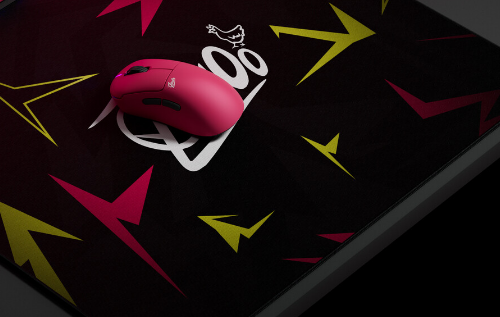 Pulsar 第二代精选鼠标Zywoo,粉色限量版推出