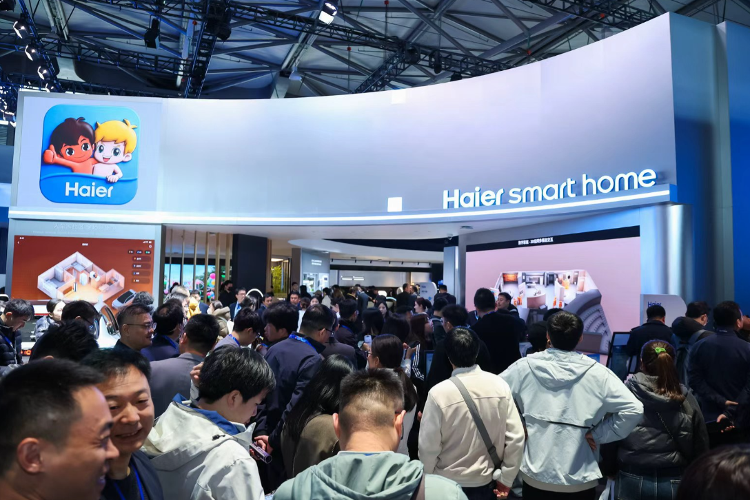 �����Ǽҷ���AI֮��2.0�ͼ�ͥ�����ˣ����˼������һ��