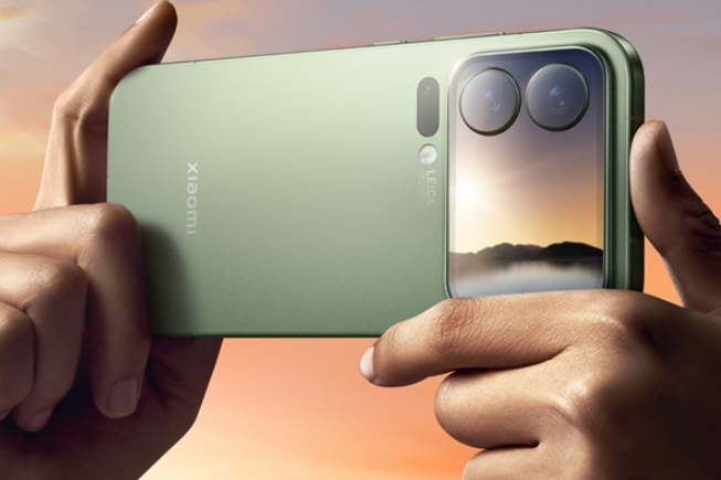 小米 18 Pro 和小米 18 Pro Max 200MP潜望镜长焦镜头