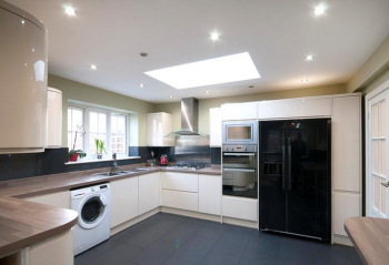 ������+��Ч���ع��ҵ��г�