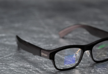 �����۾�������������������ϸ�ֻ��ݽ�