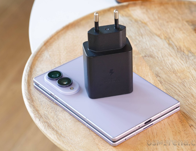 ���� Galaxy Z Fold8�����¶����ճ��۵������ʱ߽�